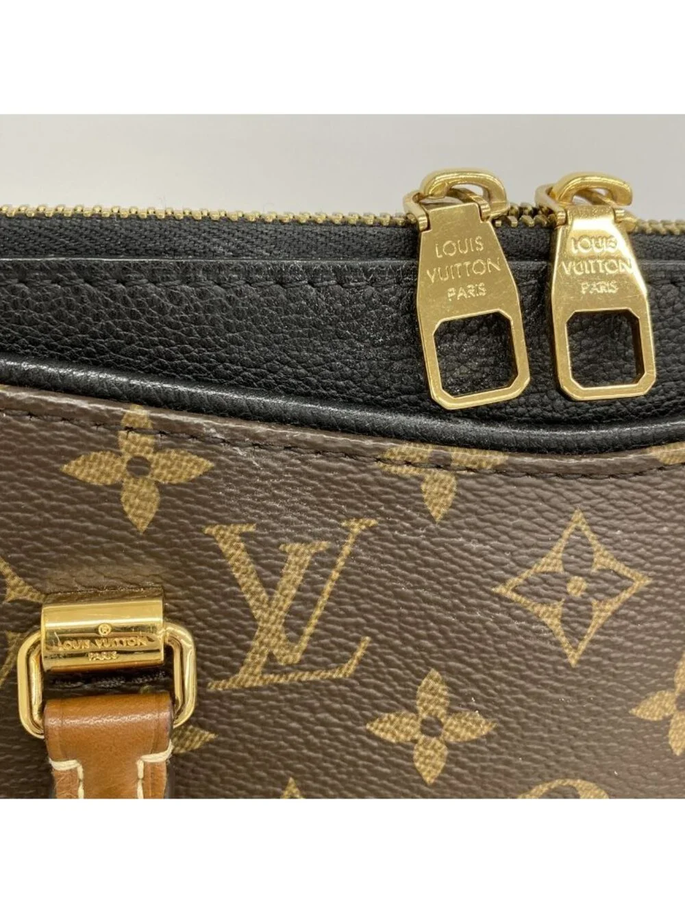 Louis Vuitton Handbag Monogram Pallas Noir